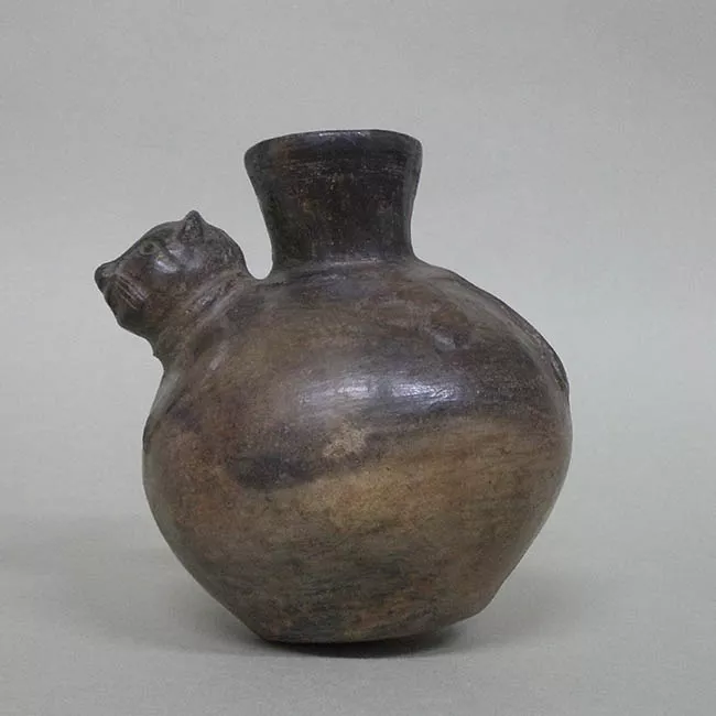 Botella (arqueológica y etnográfica)