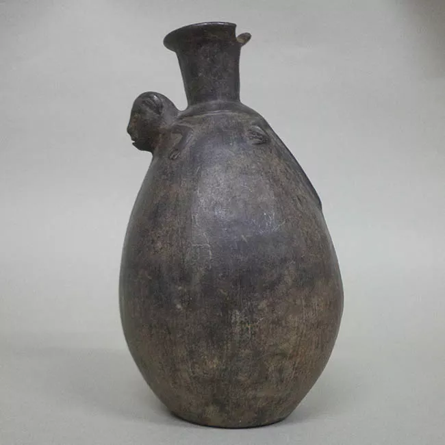 Botella (arqueológica y etnográfica)