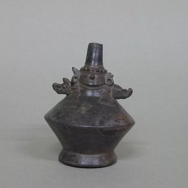 Botella (arqueológica y etnográfica)