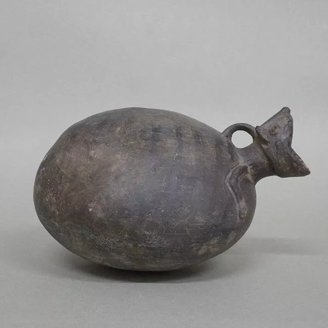 Botella (arqueológica y etnográfica)