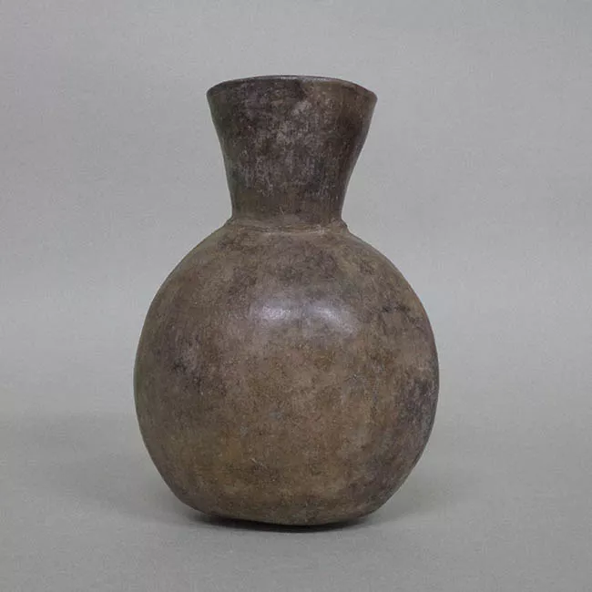 Botella (arqueológica y etnográfica)