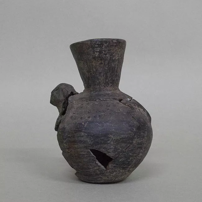 Botella (arqueológica y etnográfica)