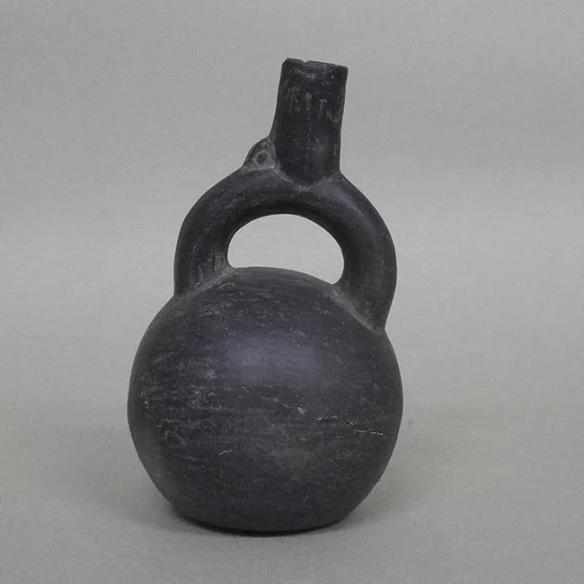 Botella (arqueológica y etnográfica)