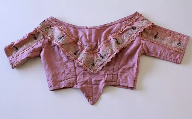 Cuerpo (vestido)