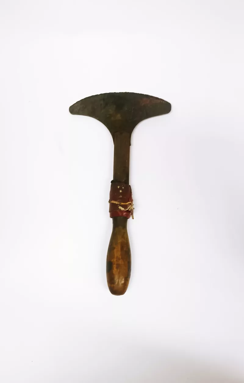 Paleta (herramienta de encuadernación)