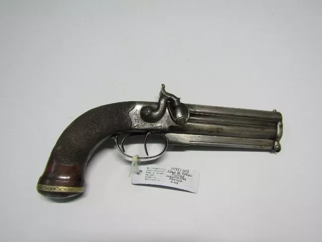 Pistola