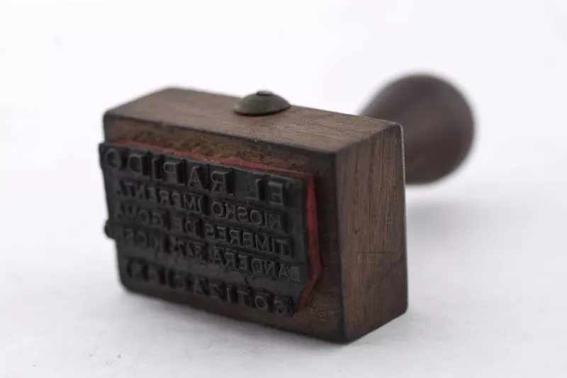 Timbre (artefacto para estampar sellos)