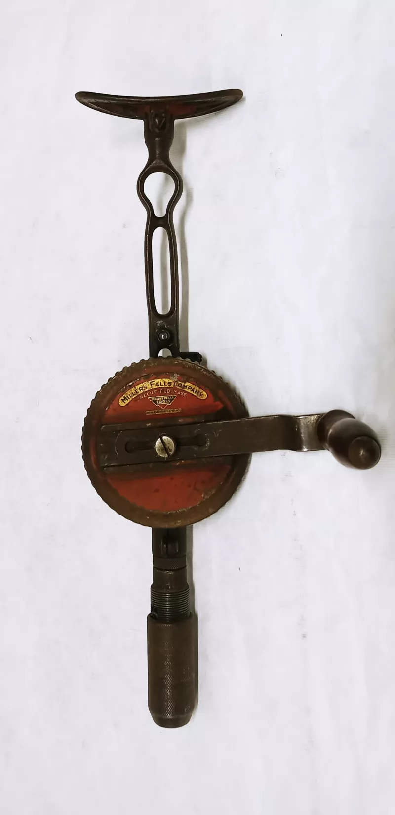 Taladro manual