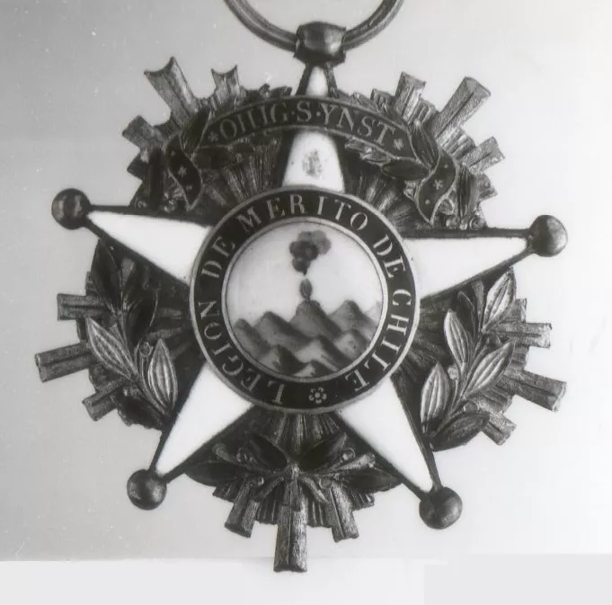 Condecoración de Legión al Mérito