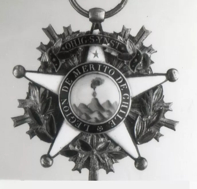 Condecoración de Legión al Mérito