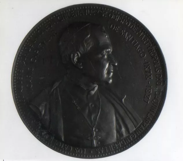 A  Monseñor Joaquín Larraín