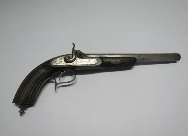 Pistola