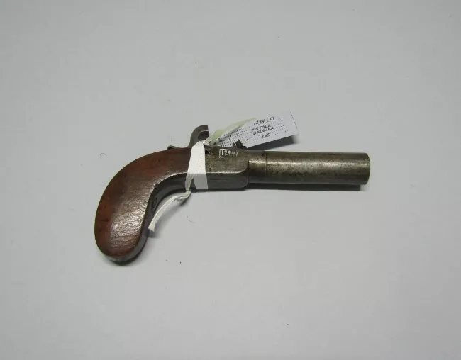 Pistola