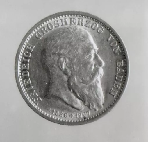 Dos Marcos