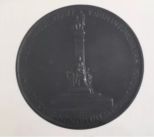 Monumento a  Montt y Varas