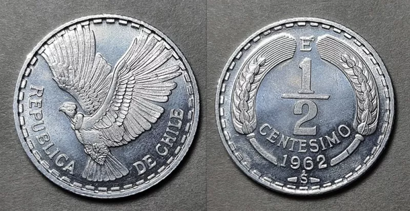 Moneda de 1/2 centésimos (República)