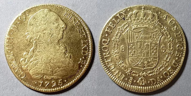 Moneda de 8 Escudos (Carlos IV)