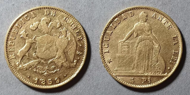 Moneda de 5 Pesos (República)