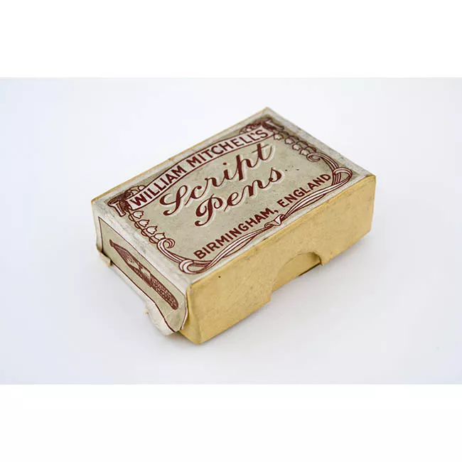 Caja de plumas (punta)