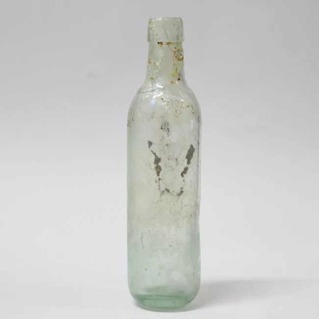 Botella (arqueológica y etnográfica)
