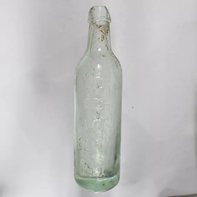 Botella (arqueológica y etnográfica)
