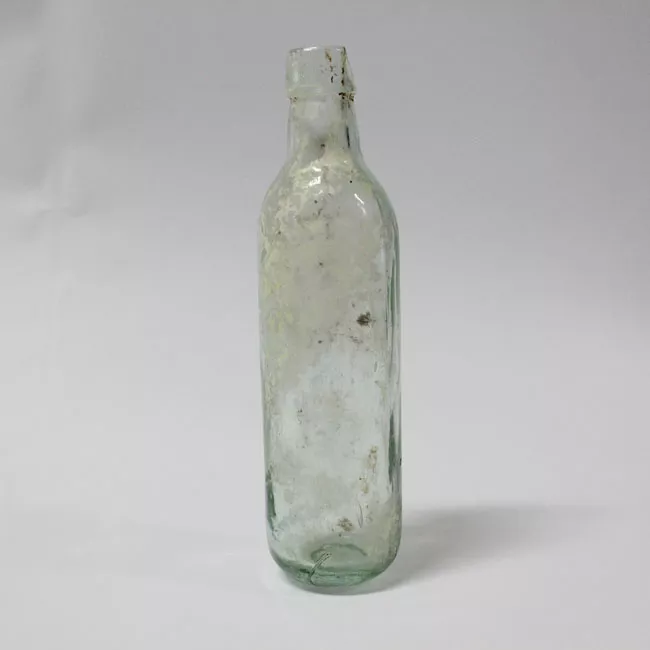 Botella (arqueológica y etnográfica)