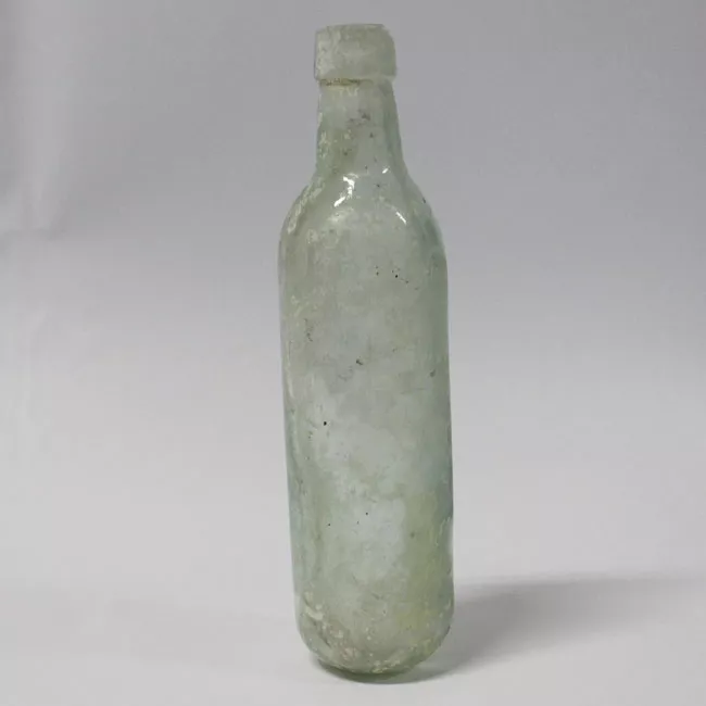 Botella (arqueológica y etnográfica)