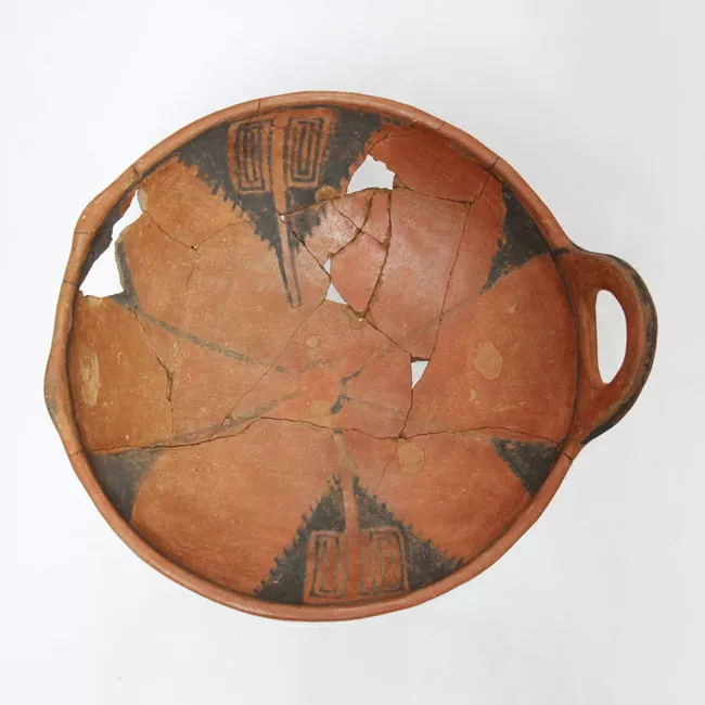Plato (arqueológico y etnográfico)