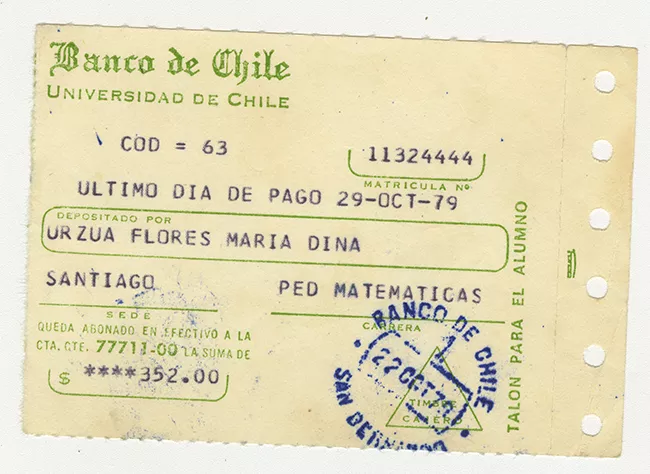 Comprobante de pago de María Urzua Flores. Universidad de Chile. Octubre 1979