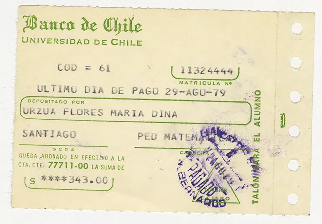 Comprobante de pago de María Urzua Flores. Universidad de Chile. Agosto 1979