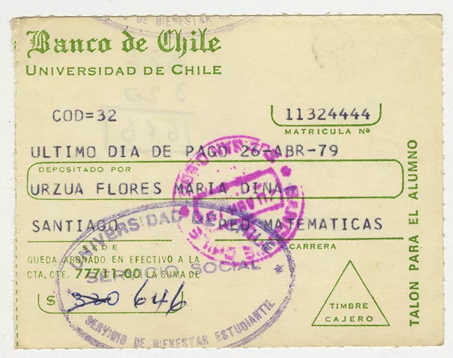 Comprobante de pago de María Urzua Flores. Universidad de Chile. Abril 1979