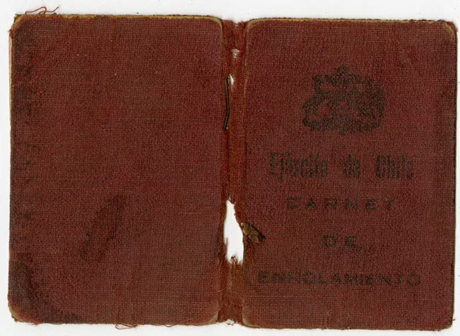 Carnet de enrolamiento del Ejercito de Chile de don Moises Rivera Díaz