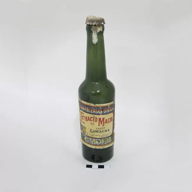 Botella de extracto de malta