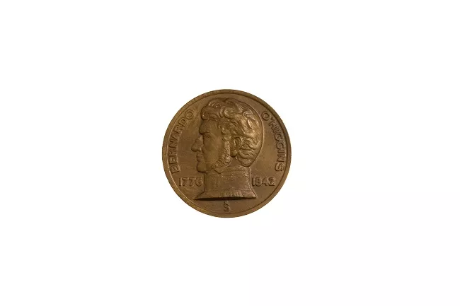 Medalla en homenaje de gratitud de los chilenos al pueblo peruano
