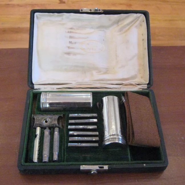 Estuche  para el afeitado