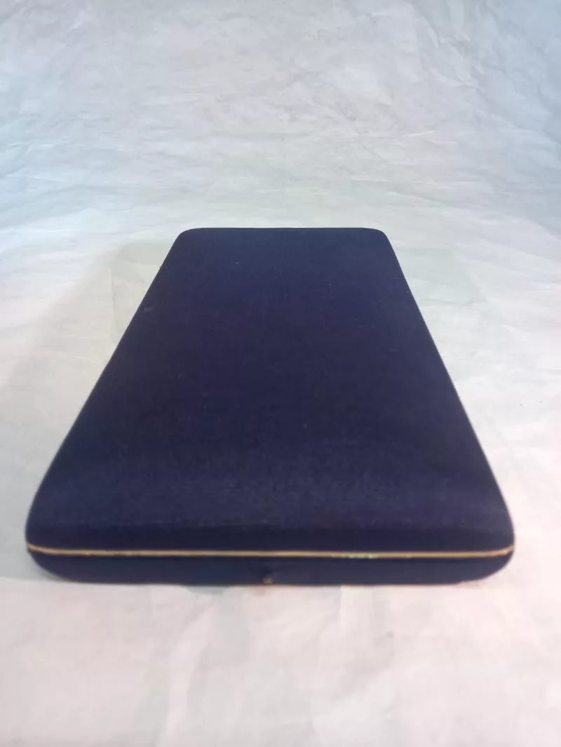 Estuche (contenedor)