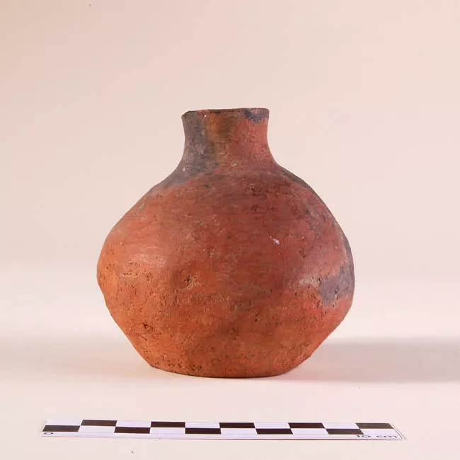 Botella (arqueológica y etnográfica)