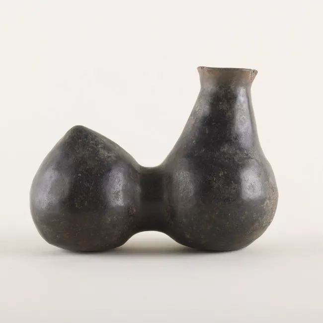 Botella (arqueológica y etnográfica)