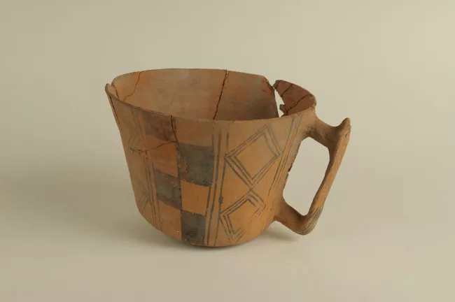 Taza (arqueológica y etnográfica)