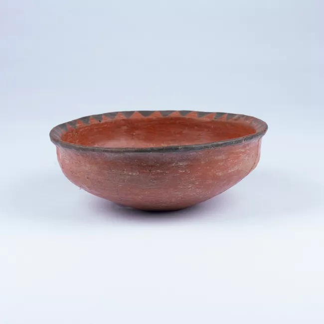 Plato (arqueológico y etnográfico)