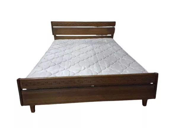 Cama
