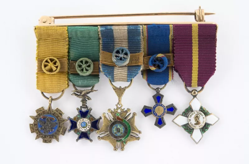 Miniaturas condecorativas atribuidas a Pedro Aguirre Cerda