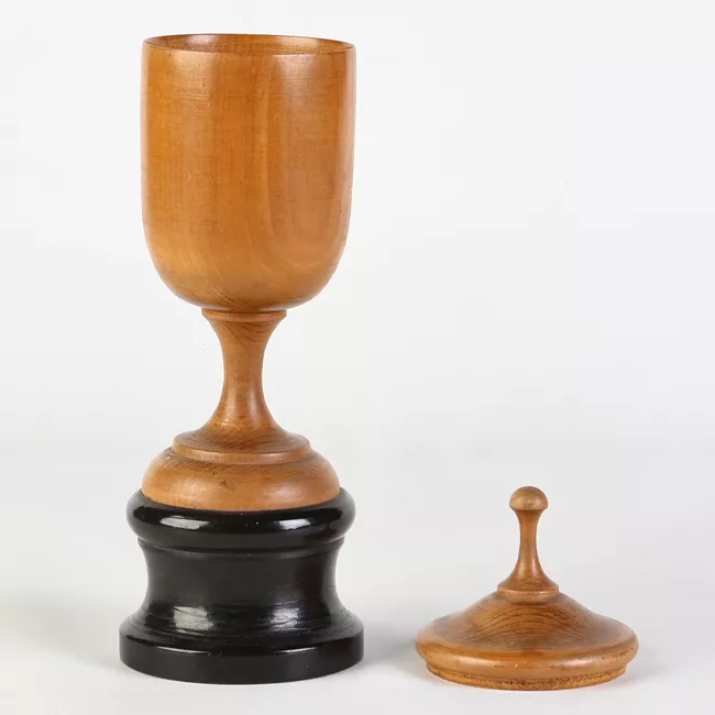 Copa con tapa