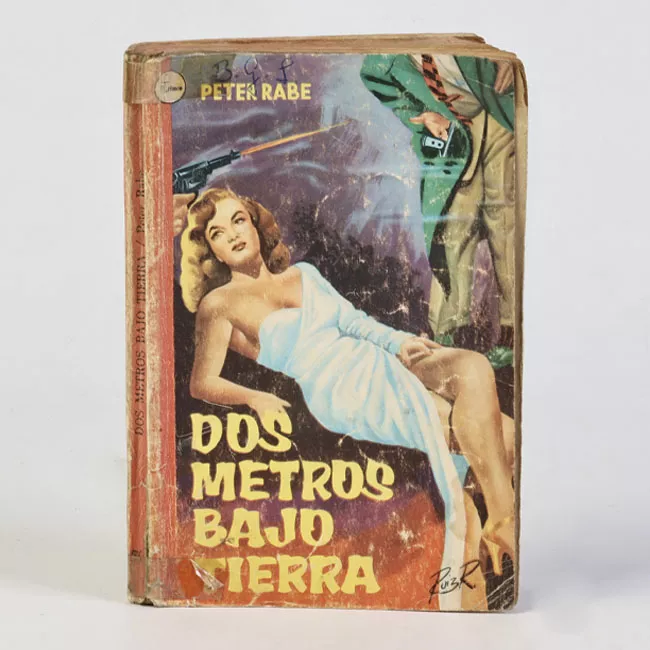 Dos metros bajo tierra