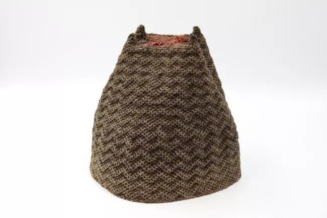Gorro de cuatro puntas bicromo