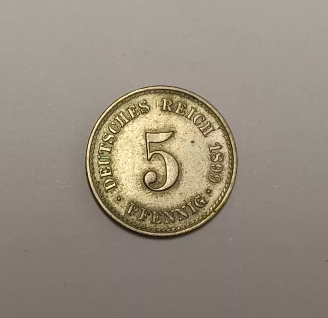 Moneda alemana de cinco pfennig