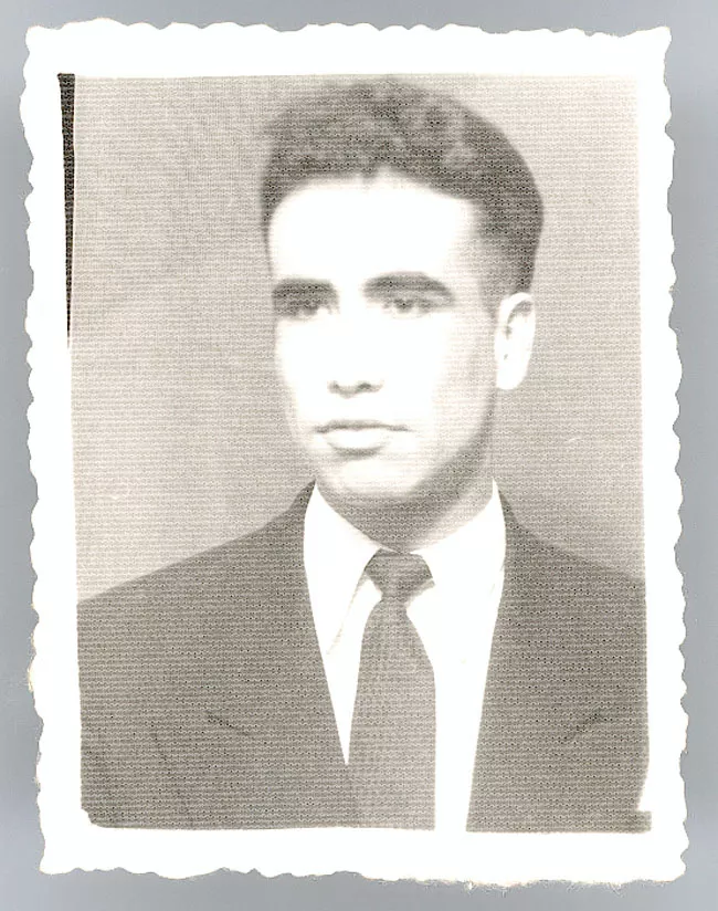 Carlos Flores