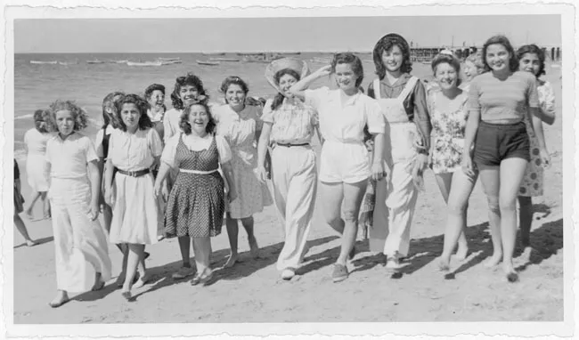 Liceo de Niñas de Antofagasta. Paseo anual, Mejillones 1943