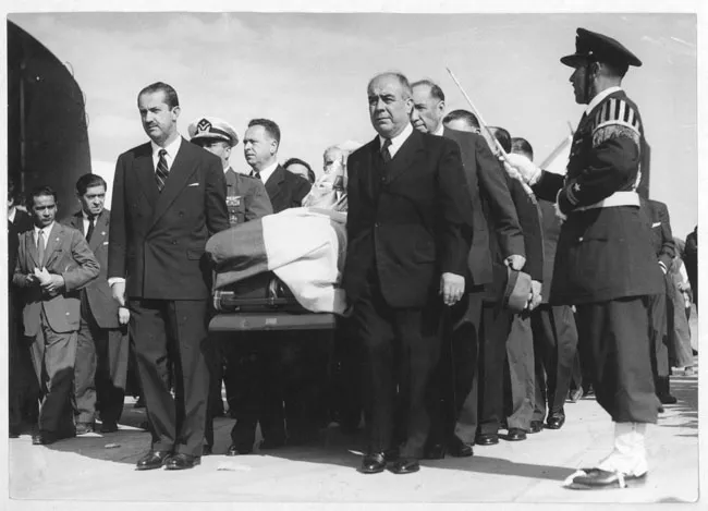 Homenaje póstumo a Gabriela Mistral