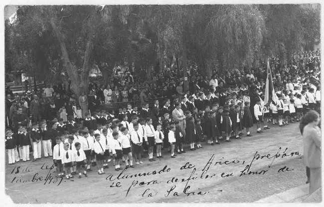 Alumnado de Arica preparase para desfile en honorde la patria, 18 de sept. de 1939